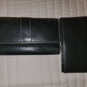 Wallet and checkbook wallet